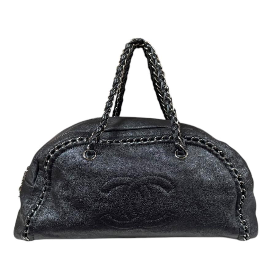 CHANEL ブラックレザーボストンバッグ CHANEL（シャネル） ラグジュアリー ボストンバッグ レザー ブラック