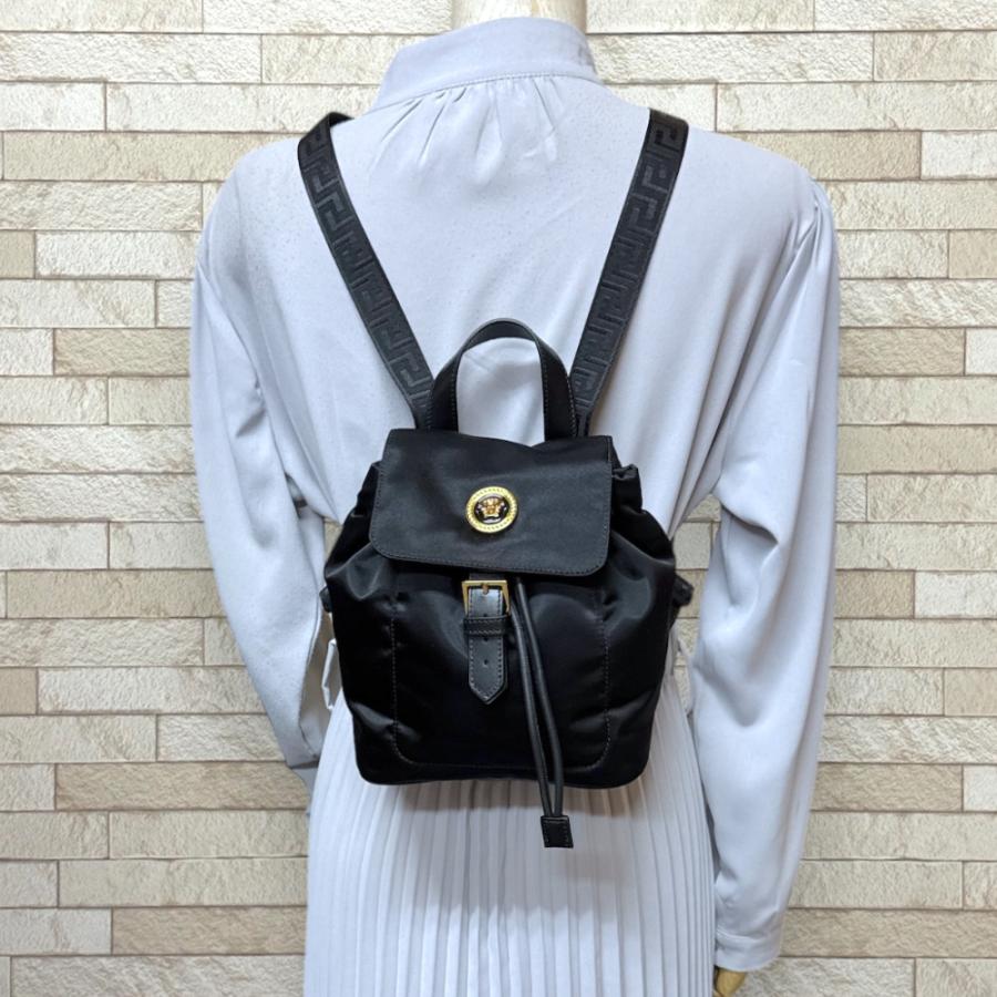 ヴェルサーチ　リュック　グレカ　メデューサ　美品 ヴェルサーチ リュック グレカ メデューサ 美品 【公式通販】
