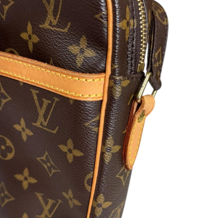LOUIS VUITTON（ルイ・ヴィトン） ダヌーブ モノグラム ショルダー