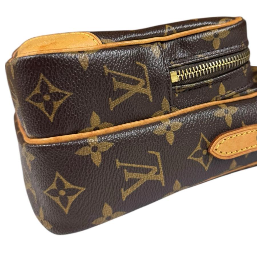 LOUIS VUITTON（ルイ・ヴィトン） アマゾン モノグラム ショルダー