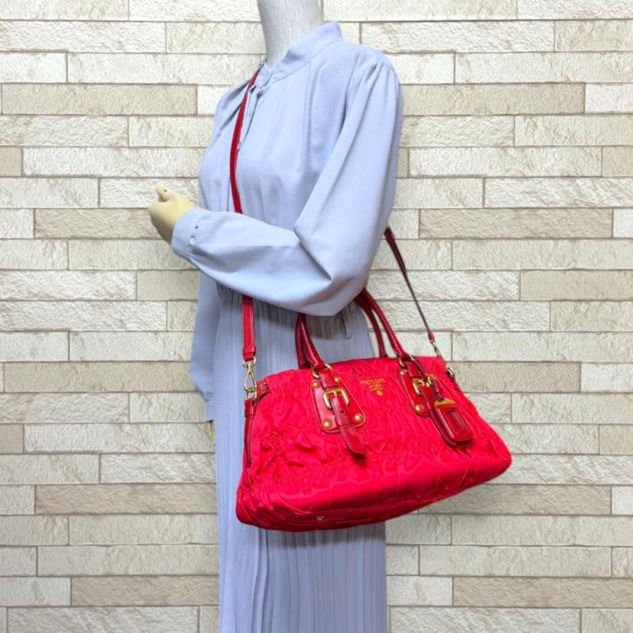 PRADA（プラダ） ギャザー ショルダーバッグ ナイロン BN1407 レッド