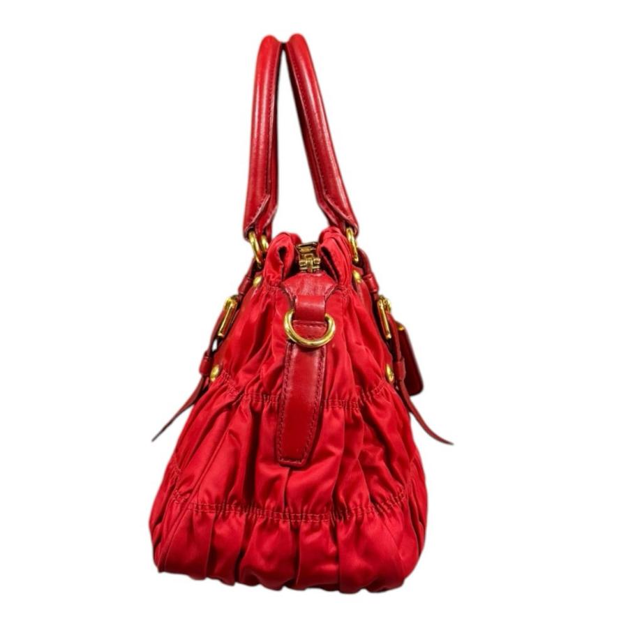 PRADA（プラダ） ギャザー ショルダーバッグ ナイロン BN1407 レッド