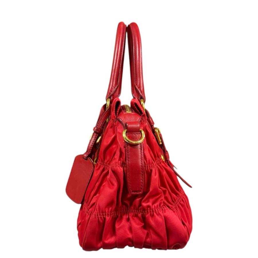 PRADA（プラダ） ギャザー ショルダーバッグ ナイロン BN1407 レッド