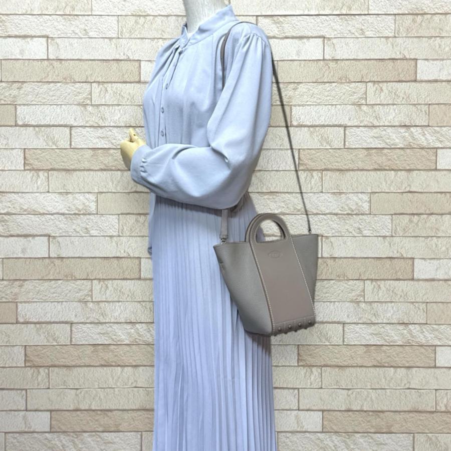 美品 トッズ TODS ミキーバッグ ゴンミーニ ワンショルダーバッグ レザー トッズ ゴンミーニ ミニ ショッピング ショルダーバッグ レザー