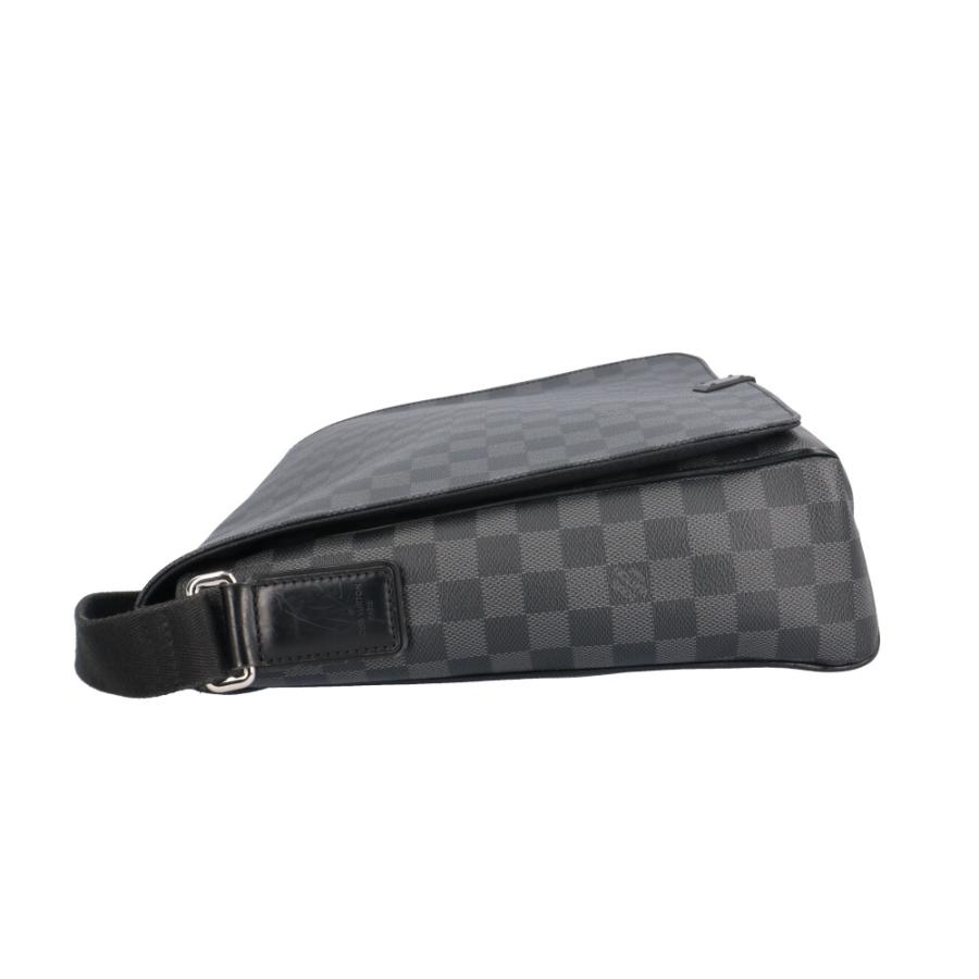ルイヴィトン ダミエ グラフィット ショルダー バッグ ディストリクトGM LOUIS VUITTON（ルイ・ヴィトン） ディストリクトGM ショルダーバッグ