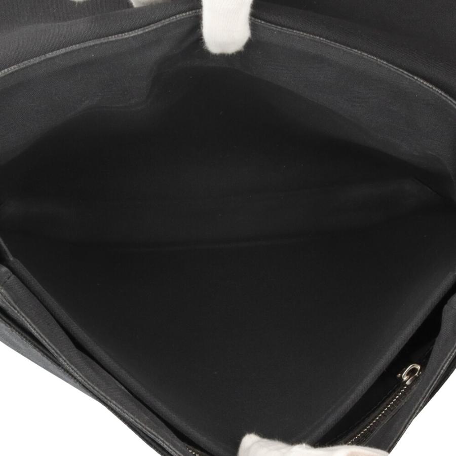 LOUIS VUITTON（ルイ・ヴィトン） ディストリクトGM ショルダーバッグ