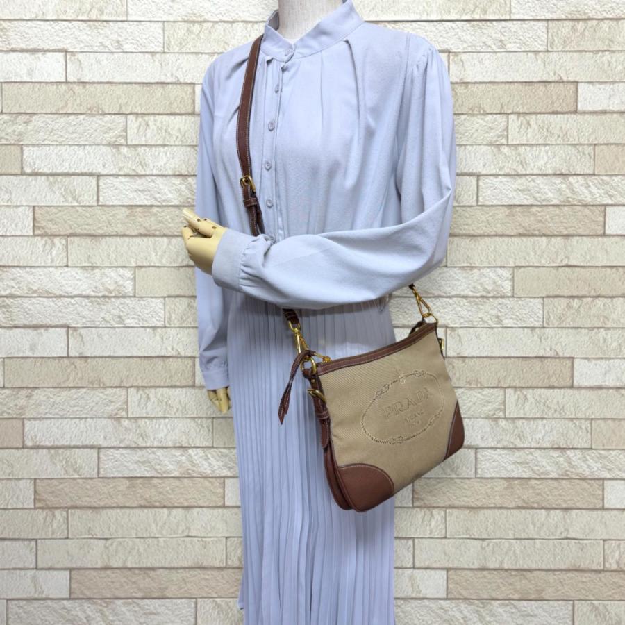PRADA プラダ ジャガード ショルダーバッグ D8-B PRADA（プラダ） ロゴ ジャガード ショルダーバッグ キャンバス BT867A