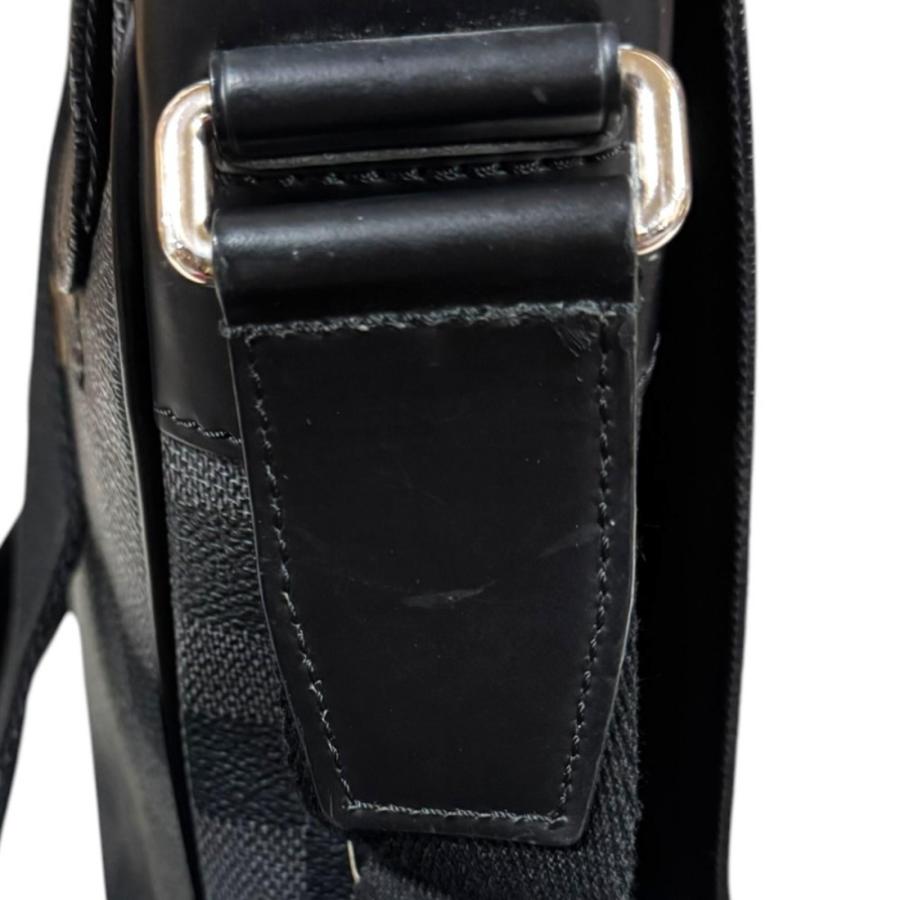 LOUIS VUITTON（ルイ・ヴィトン） ディストリクトMM NM ショルダー
