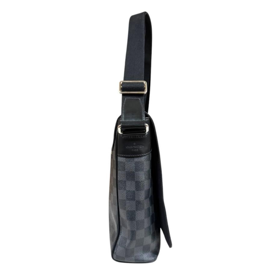 LOUIS VUITTON（ルイ・ヴィトン） ディストリクトMM NM ショルダー