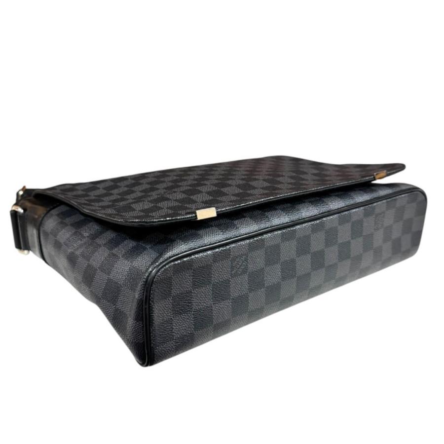 LOUIS VUITTON（ルイ・ヴィトン） ディストリクトMM NM ショルダー