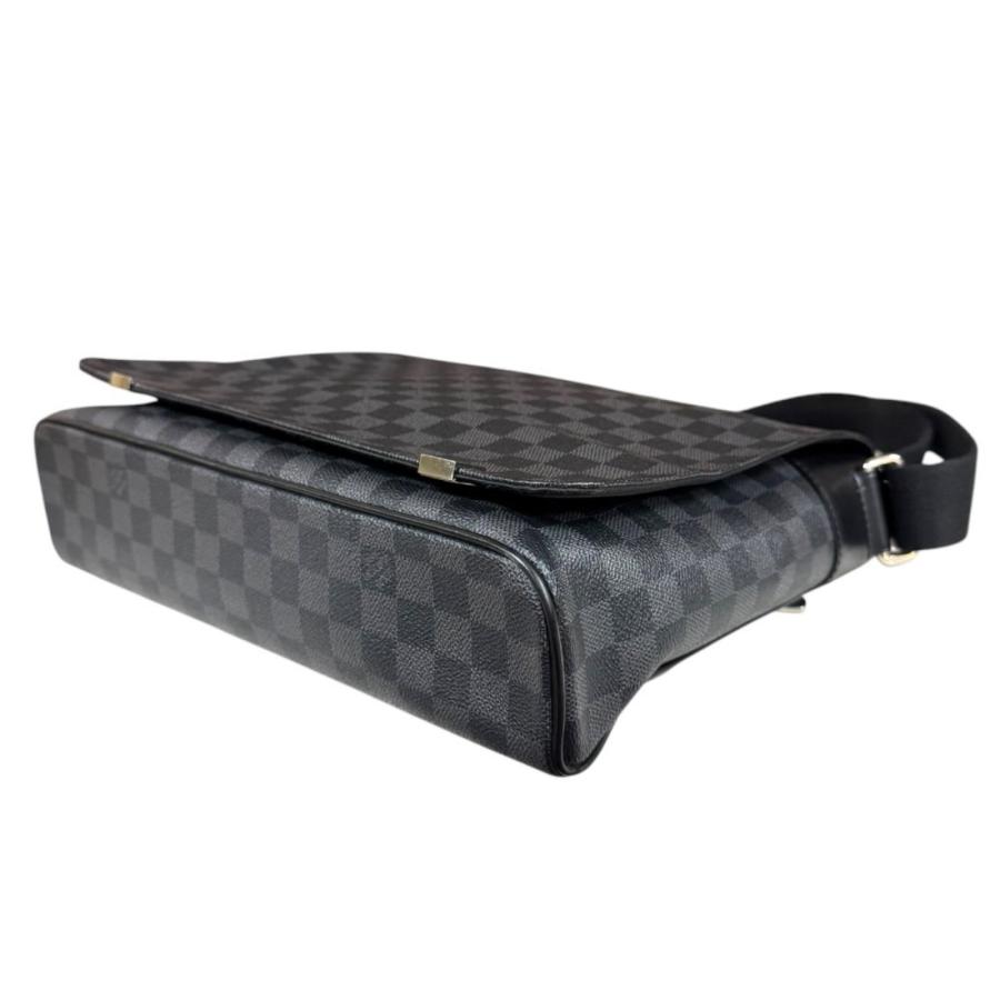 LOUIS VUITTON（ルイ・ヴィトン） ディストリクトMM NM ショルダー