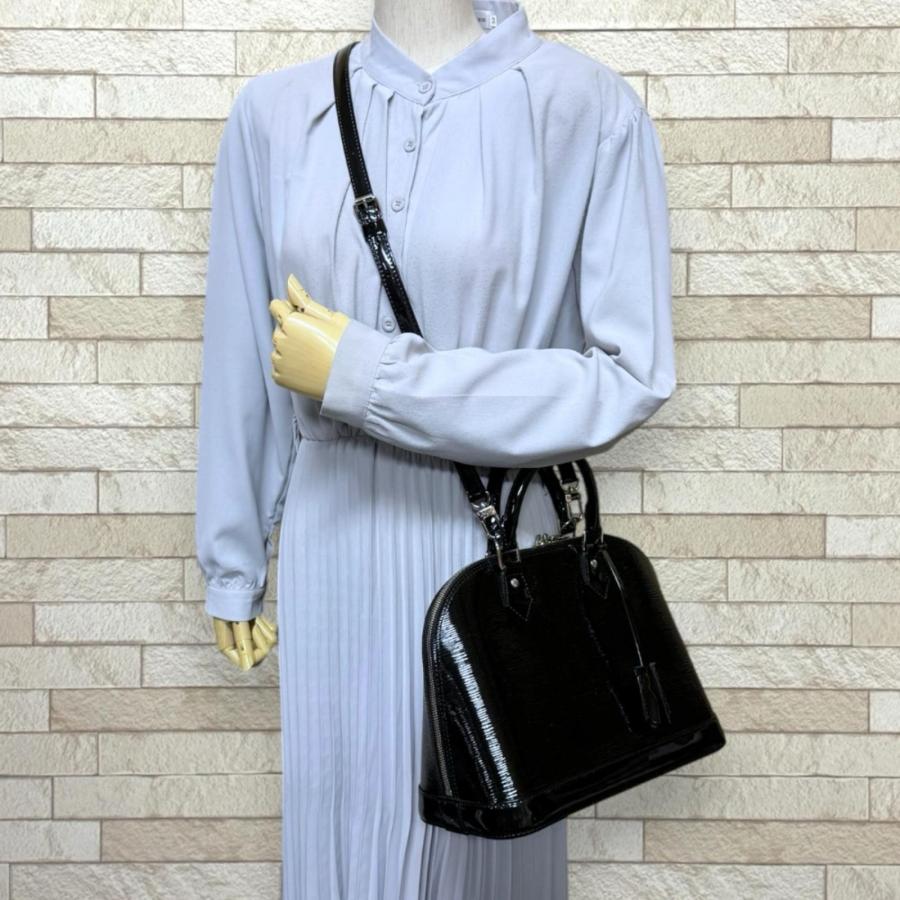 LOUIS VUITTON（ルイ・ヴィトン） アルマPM エピ エレクトリック 