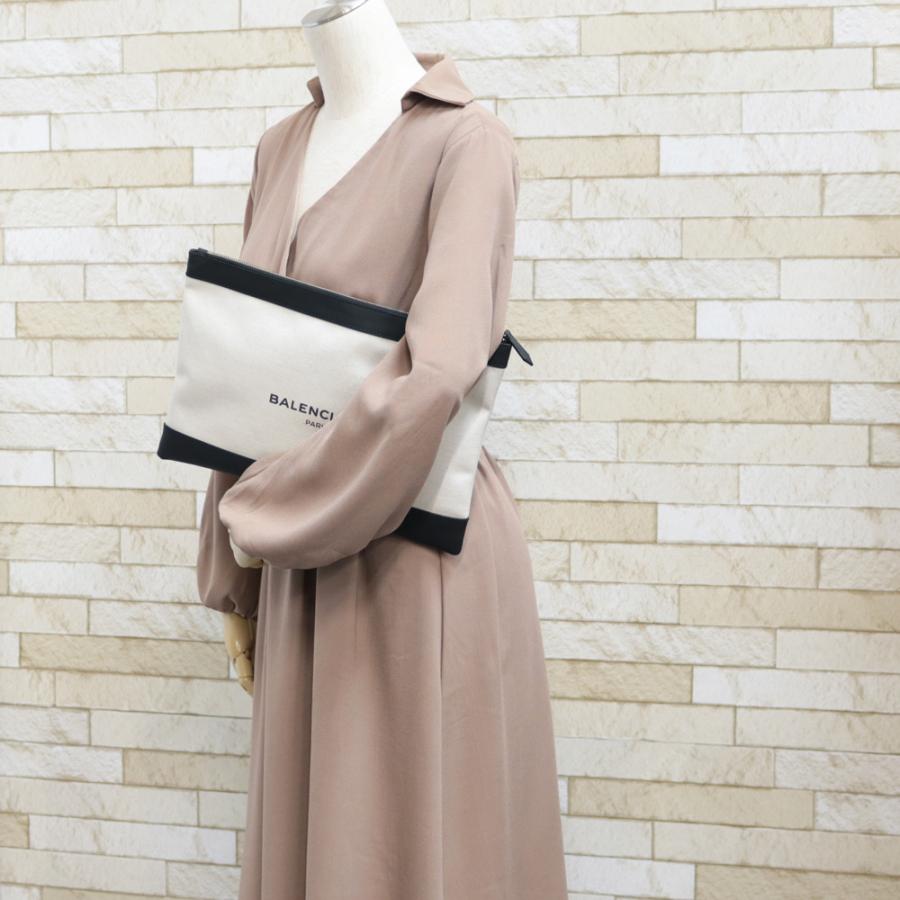 BALENCIAGA バレンシアガ クラッチバッグ ベージュ 中古 限界