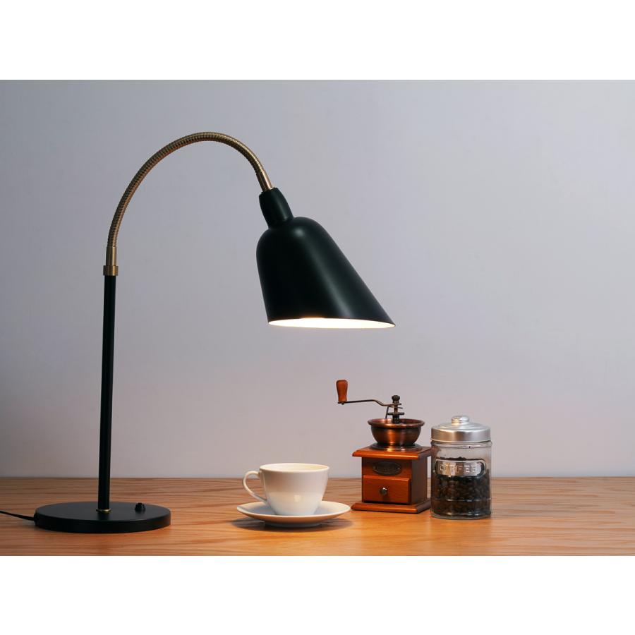 Arne Jacobsen (アルネ・ヤコブセン) Bellevue Lamp AJ8 テーブル