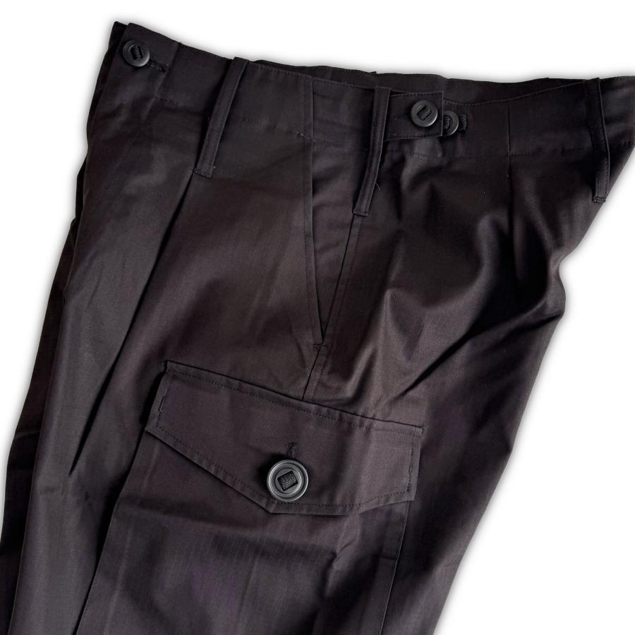 BRITISH ARMY BLACK FIELD TROUSERS　イギリス軍　ブラックフィールドトラウザーズ　カーゴパンツ |  | 03