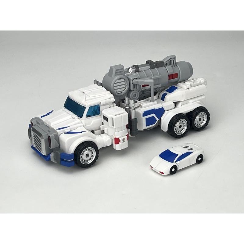 Fans Hobby MB-15F WHITE NAVAL COMMANDER (Core robot only) 《2026/05-2026/09 予定》 |  | 03