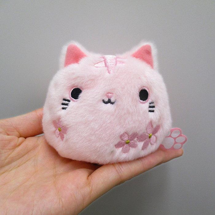 ねこだんご 桜 とらさくら ぬいぐるみ 猫 ふわふわ ねこ お手玉 マスコット ネコ 誕生日プレゼント 子供 おもちゃ 女の子 小学生 | 三英貿易（ぬいぐるみ） | 01