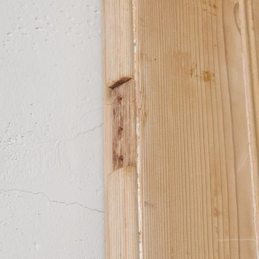 英国 アンティーク ウッドドア 古木 無垢材 パイン 木製 建材 建具 扉 ブロカント DIY ショップ ディスプレイ リノベーション 64214の画像