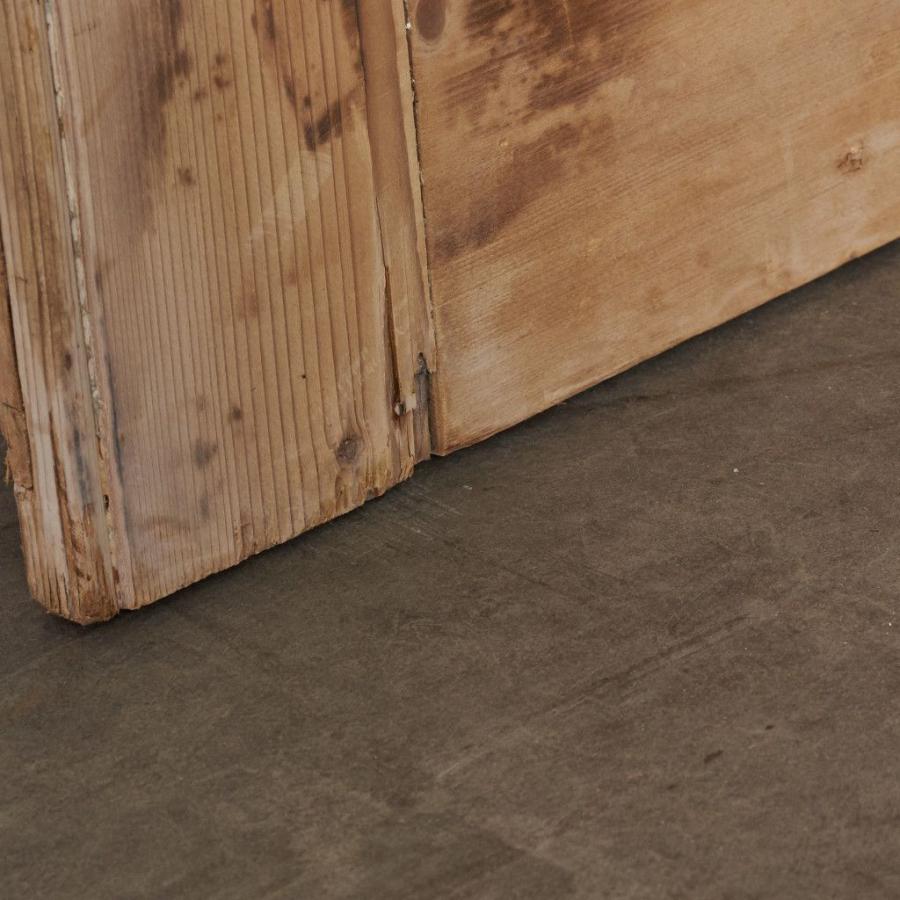 英国 アンティーク ウッドドア 古木 無垢材 パイン 木製 建材 建具 扉 ブロカント DIY ショップ ディスプレイ リノベーション 64214の画像
