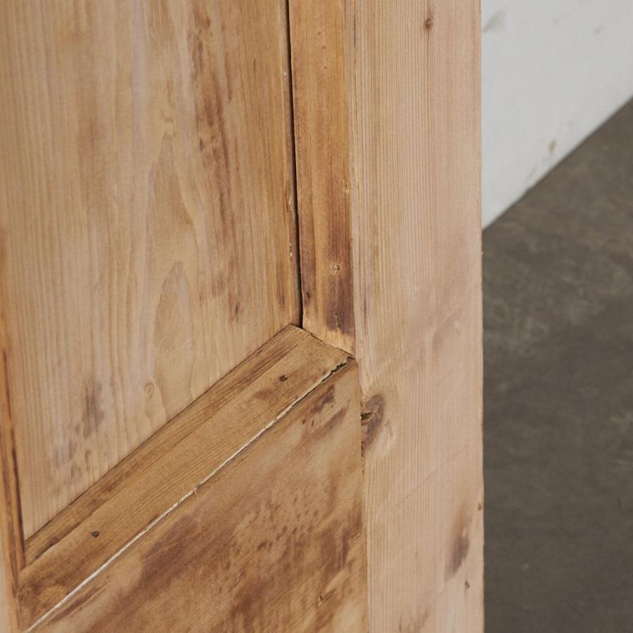 英国 アンティーク ウッドドア 古木 無垢材 パイン 木製 建材 建具 扉 ブロカント DIY ショップ ディスプレイ リノベーション 64214の画像