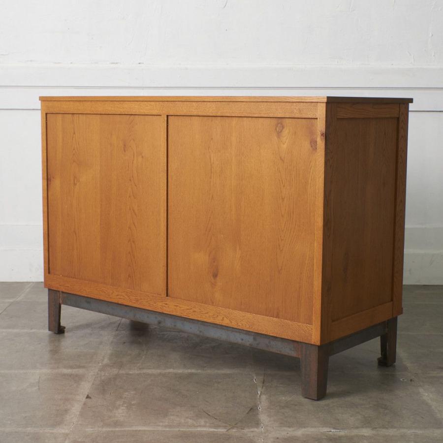 【発送の場合は即購入不可】 TRUCK FURNITURE トラック ファニチャー GATTO GLASS CABINET 飾り棚 サイドボード キャビネット ナラ 無垢材 インダストリアル 98196 TRUCK FURNITURE トラック ファニチャー GATTO GLASS CABINET 飾り棚