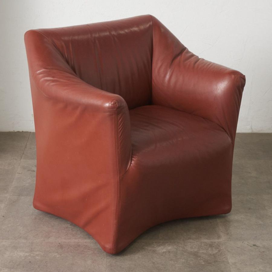 定82万〜 Cassina 684 PICCOLA TENTAZIONE ラウンジアームチェア