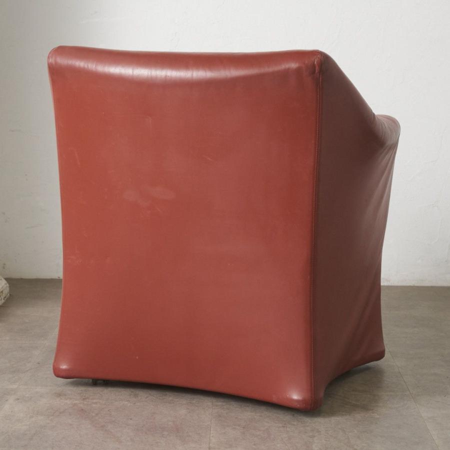 定82万〜 Cassina 684 PICCOLA TENTAZIONE ラウンジアームチェア