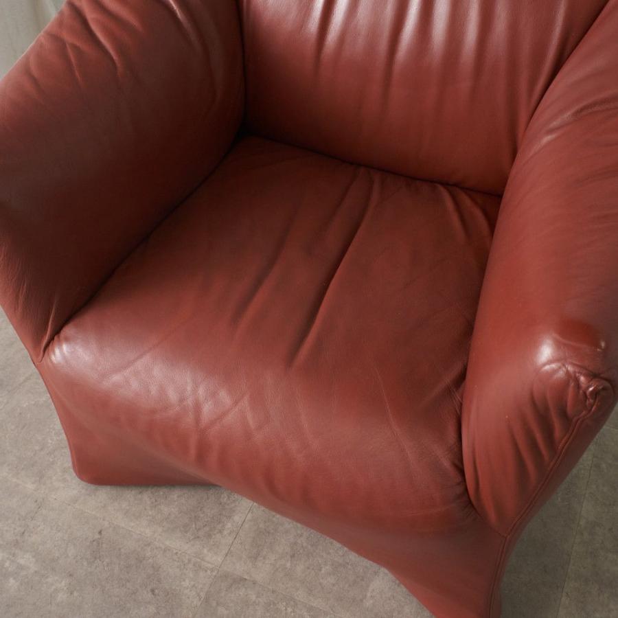 定82万〜 Cassina 684 PICCOLA TENTAZIONE ラウンジアームチェア