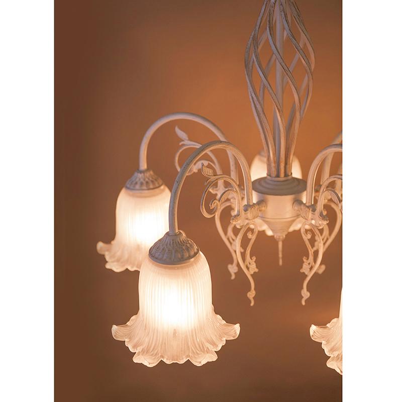 ち*こ様 アンティークシャンデリア 5灯 ゴールド・ホワイト クラシカルシャンデリア 5灯 アンティーク レトロ ホワイト ゴールド