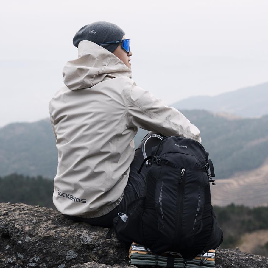 リュック 登山 アウトドア バックパック 17L 軽量 防水カバー付き 多