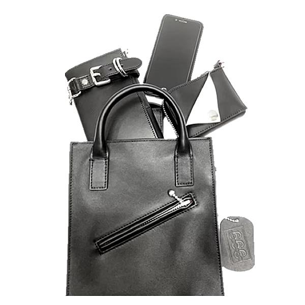 666 トリプルシックス Leather shoulder mini bag レザーショルダー