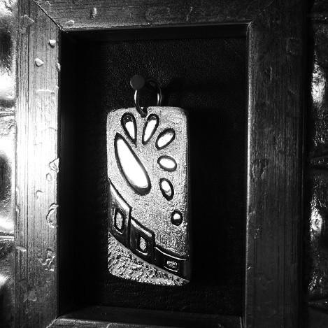 銀画「月の降る街」 |  | 05