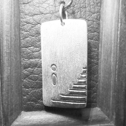 銀画「孤独と成長」 |  | 03