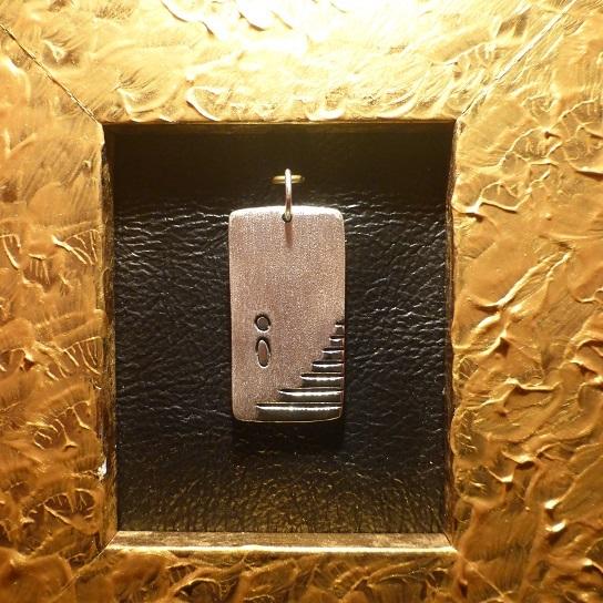 銀画「孤独と成長」 |  | 04