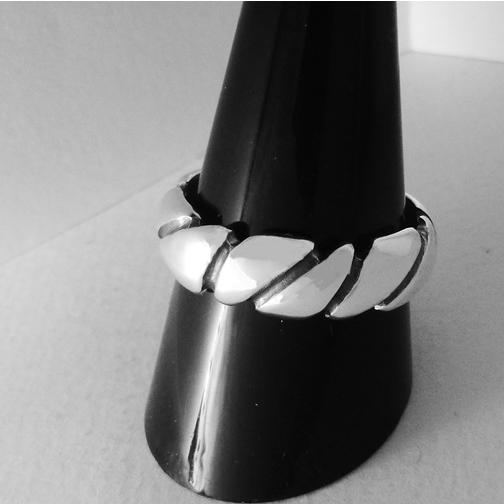 心を絞り決意と成す (S) |  | 02