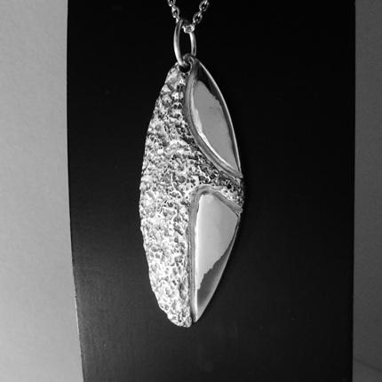 『絆　(創合)　』 (M) |  | 03