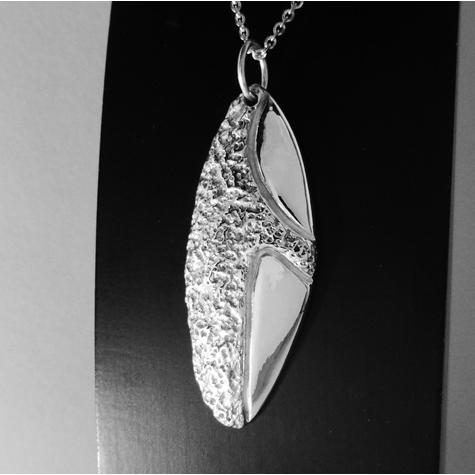 『絆　(創合)　』 (L) |  | 01