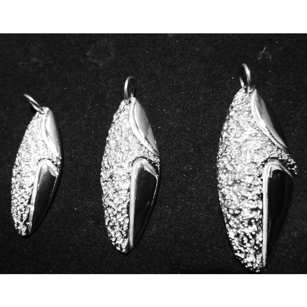 『絆　(創合)　』 (L) |  | 06