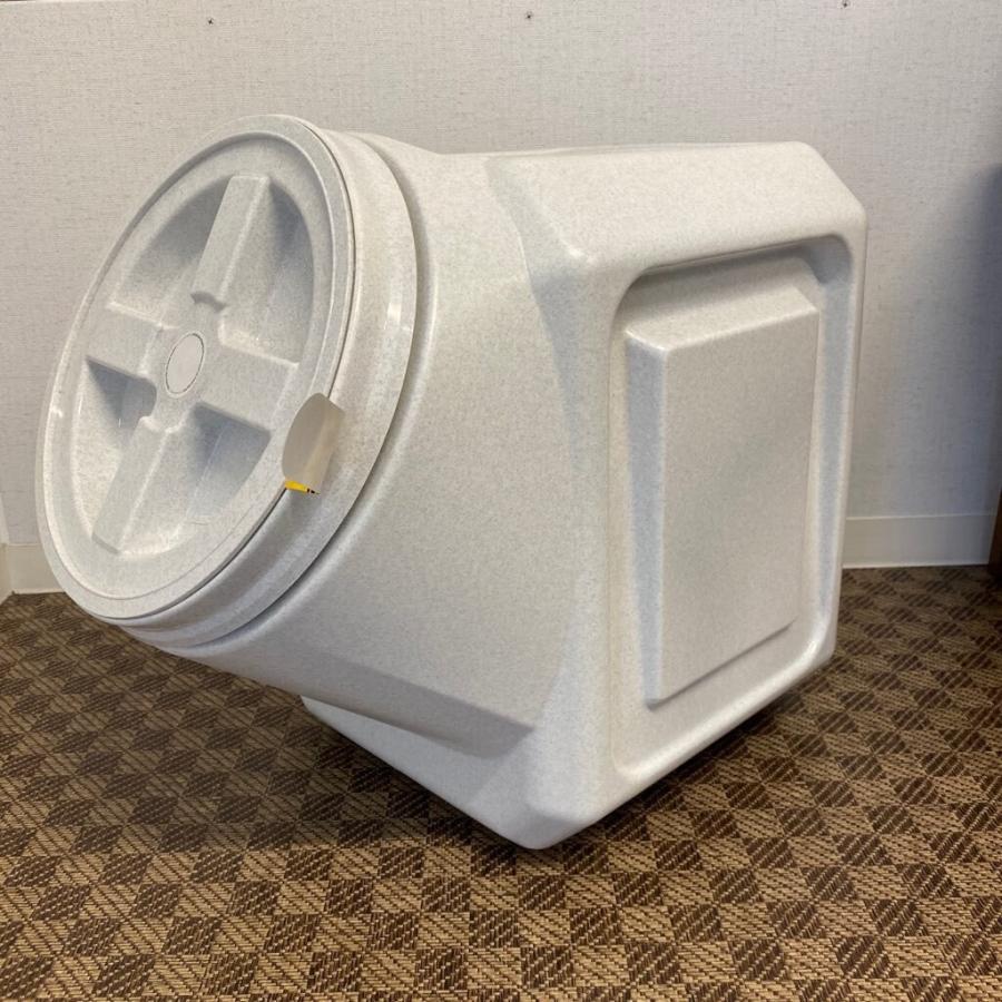 ガンマプラスチックス フードコンテナ スタッカブル 40 容量約18kg Pm1060 トムキャットyahoo 店 通販 Yahoo ショッピング