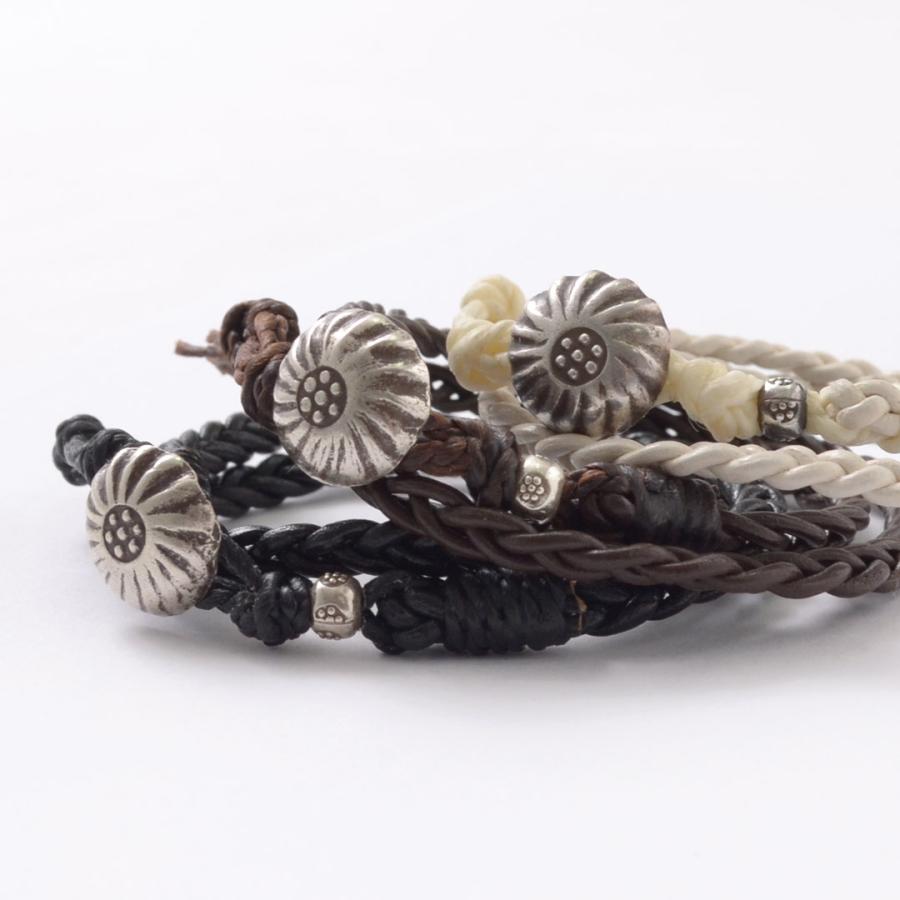 国内外の人気集結 ブレイディッド 1 5mm レザー ブレスレット 2ラップ カレンシルバー メンズ レディース ペア可 ミサンガ Phadua パ ドゥア 3 080円 Aynaelda Com