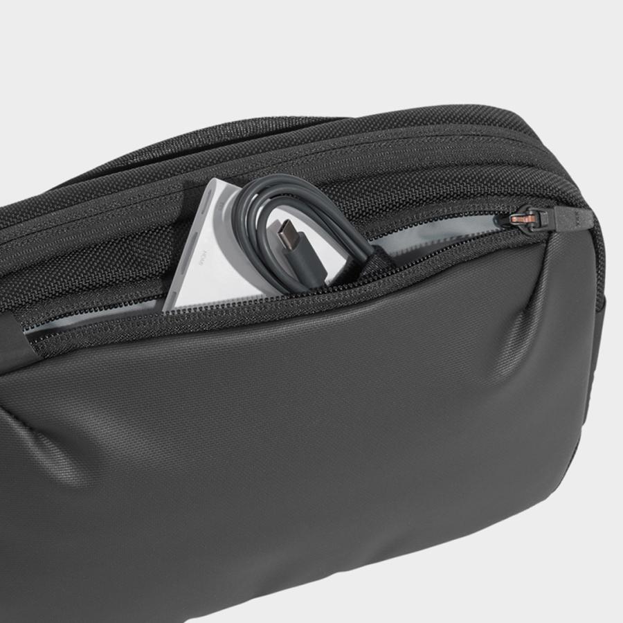 AER（エアー） ケーブルキット 3 / ポーチ モバイル ガジェット バックインバック | Aer | 12