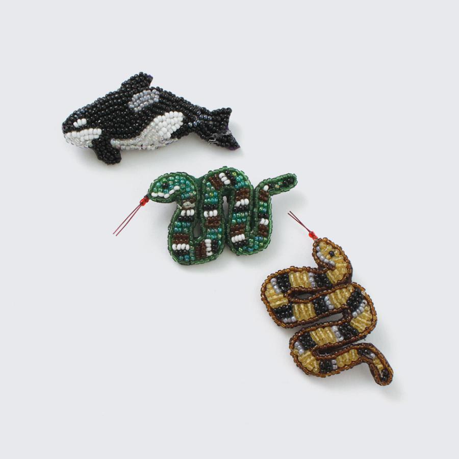 BEADED ACCESSORIES（ビーズアクセサリー） ビーズ ピンバッジ S / ハンドメイド 動物 ヘビ シャチ SMALL PIN | ブランド登録なし | 05
