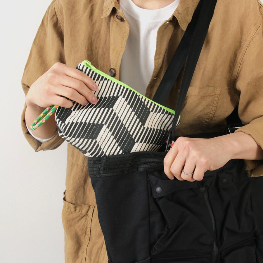 MIKAMI（ミカミ） キャンバス キャンピングポーチ8 / メンズ レディース ユニセックス 綿100％ 総柄 アニマル シルクスクリーン |  | 16