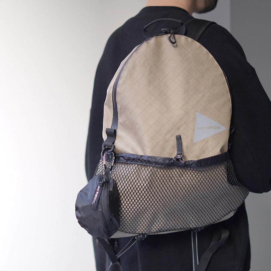 AND WANDER（アンドワンダー） シル ミニポーチ / 小物入れ ケース バッグパック 追加ガジェット アウトドア カラビナ | and wander | 09