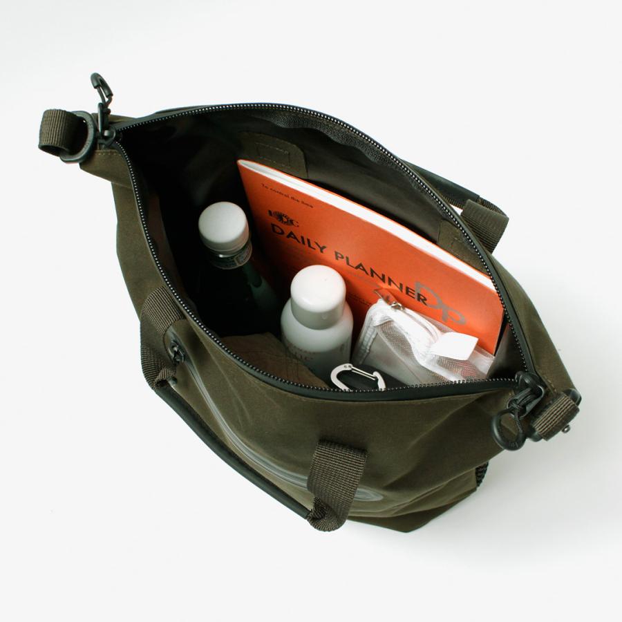 AND WANDER（アンドワンダー） PE/CO 2way バッグ / ショルダー ハンドバッグ 鞄 防水 2WAY A4 レジャー アウトドア | and wander | 08