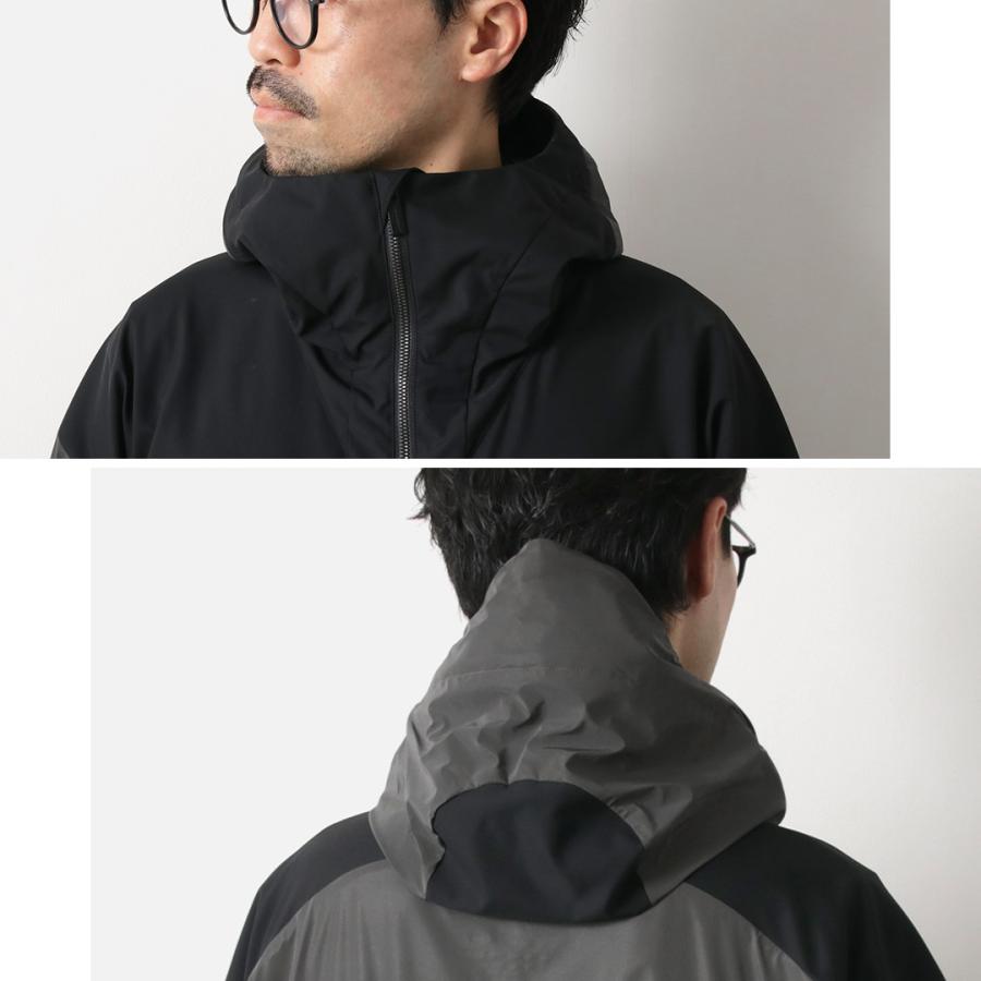 WHITE MOUNTAINEERING（ホワイトマウンテニアリング） リフレクター