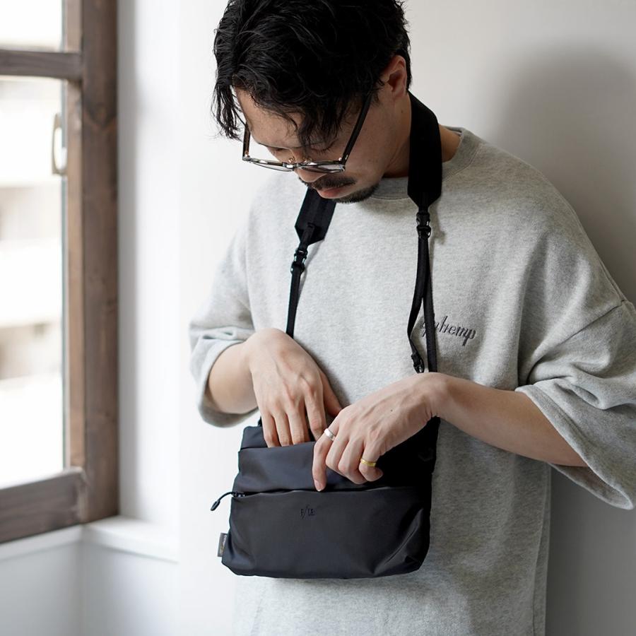 F/CE.（エフシーイー） サコッシュ リサイクルコーデュラナイロン / ショルダーバッグ 小さめ メンズ 無地 アウトドア | F/CE. | 09