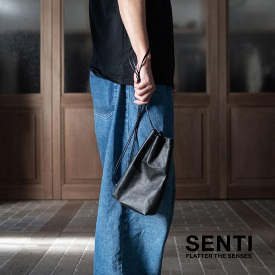 ちっちゃな巾着サシェ/詰替えタイプ【りすくんとどんぐり】 SENTI（センティ） ダイニーマレザー ドローストリング バッグ L