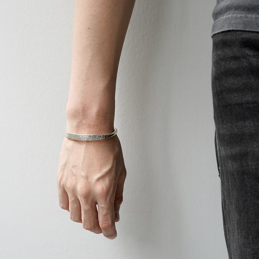 phaduA（パ・ドゥア） カレンシルバーバングル ハンマードアイズ 鎚目（つちめ） / メンズ レディース ブレスレット | ROCOCO | 03