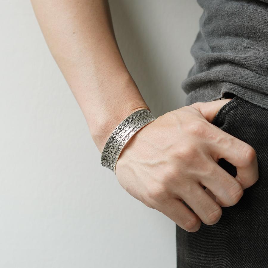 phaduA（パ・ドゥア） カレンシルバーバングル マウンテンリバー ワイド / メンズ レディース ナバホ族 | ROCOCO | 03